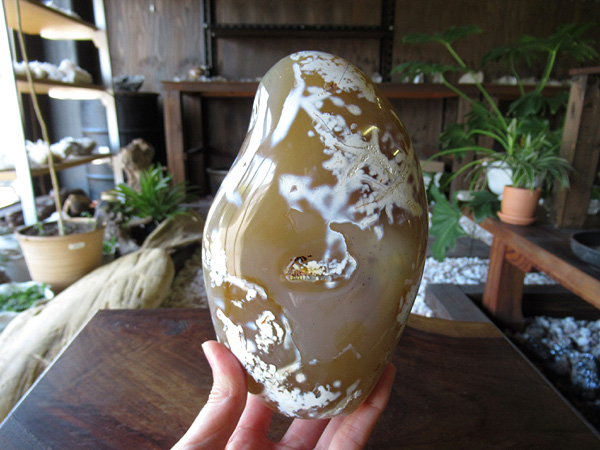 天然石アゲートの観賞用空洞石 天然石アゲートの観賞用空洞石