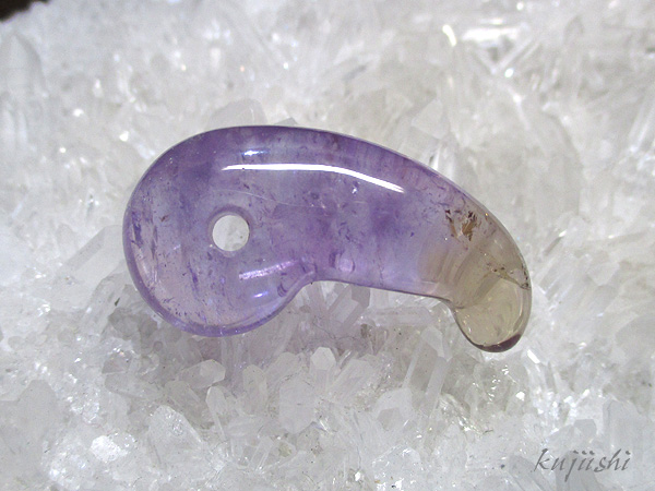 アメトリン 勾玉 紫水晶 然石 パワーストーン専門店 【鬮石】