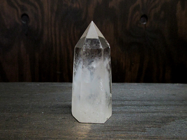 ブルーエンジェルラダークリスタル（ハイダウェイクォーツ）天然水晶ポイント