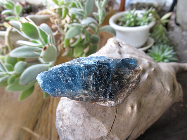 ブルーフローライト アフガニスタン産 原石 販売 天然石専門店/鬮石