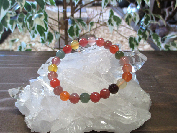 ミックスカルセドニーブレスレット 天然石アクセサリーの通販 販売専門店 鬮石