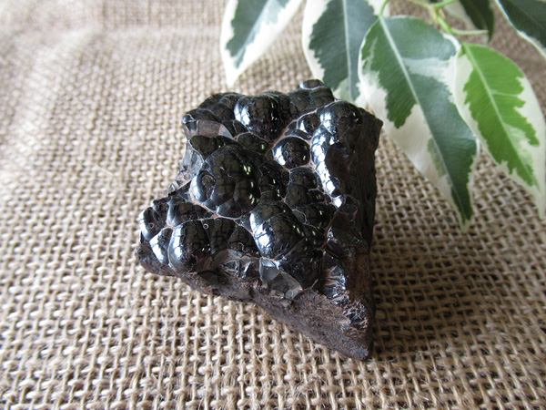 ミャンマー産 エッチングペタライト原石 ランダムセレクト1個販売> ペタライト(宝石名ペタライト