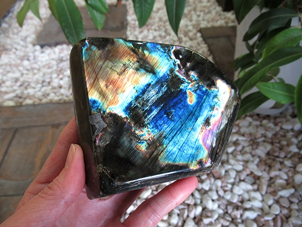 ラブラドライト 置物 ポリッシュ 磨き石 販売 通販 | 天然石専門店【鬮石】