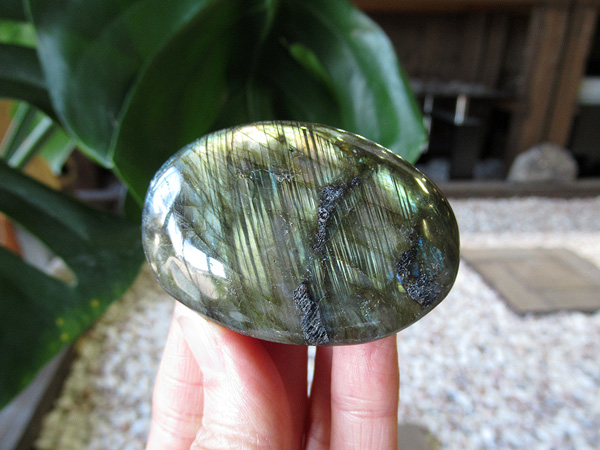 ラブラドライト 約1kg 鑑賞石 原石 自然石 鉱物 水石 誕生石