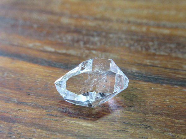 オイルインクォーツ 石油入り水晶 高品質 天然石専門店【鬮石】