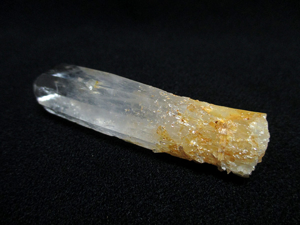 チタニウムインクォーツ（パスウェイクォーツ）原石 コロンビア産 水晶