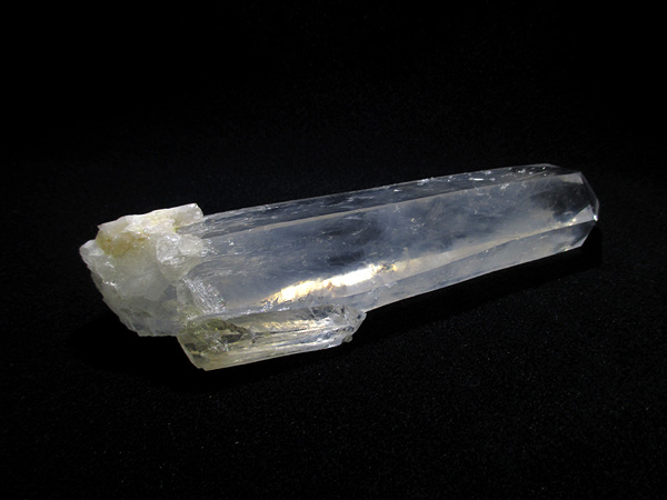 チタニウムインクォーツ（パスウェイクォーツ）原石 コロンビア産 水晶