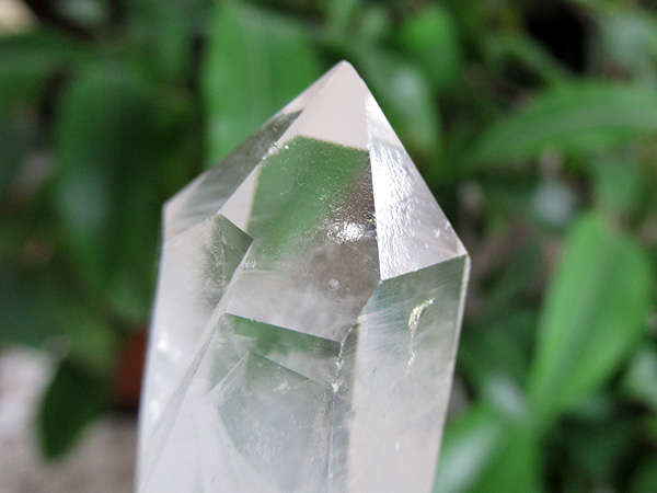 チタニウムインクォーツ（パスウェイクォーツ）原石 コロンビア産 水晶