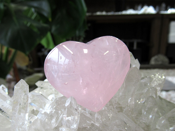 ローズクオーツ　マダガスカル　ハート ローズクォーツ ハート マダガスカル産 | 天然石専門店【鬮石】