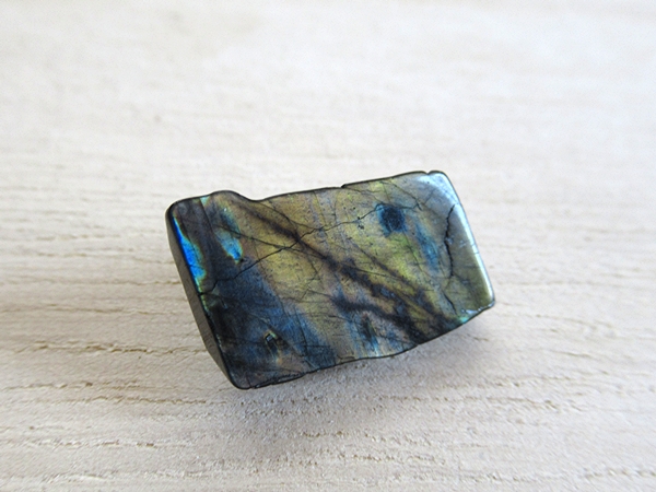 スペクトロライト 原石 ポリッシュ 鉱物 天然石