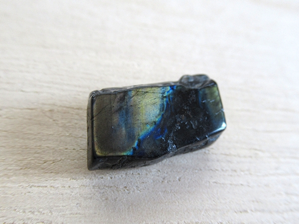 スペクトロライト 原石 ポリッシュ 鉱物 天然石