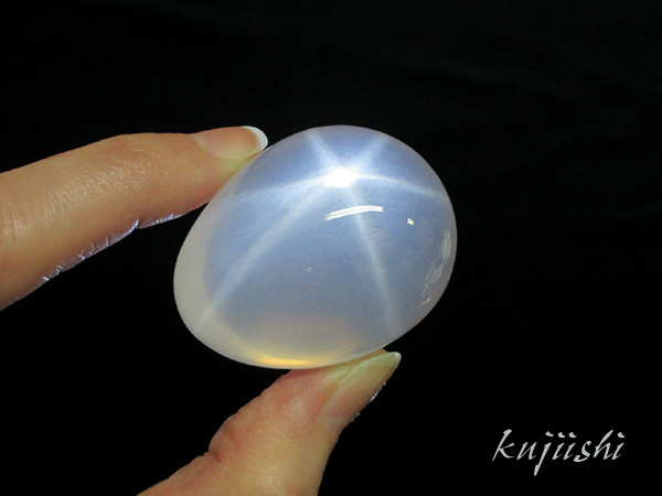 スターローズクォーツ 卵型 エッグ マダガスカル産 【鬮石（くじいし