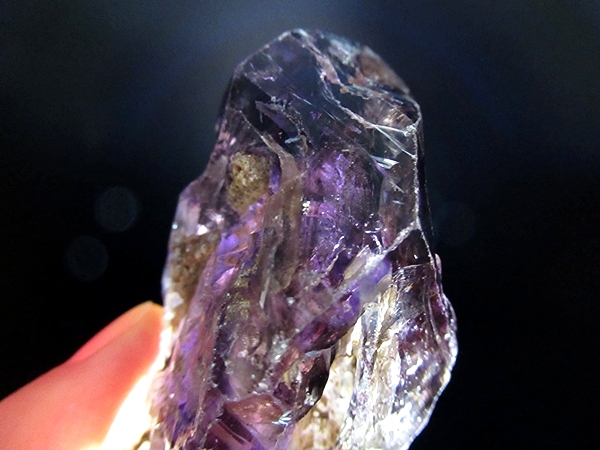 ザンビア産 アメジストエレスチャル原石