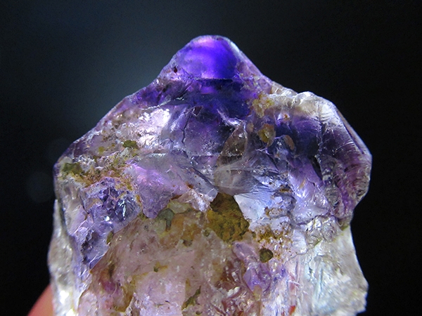 ザンビア産 アメジストエレスチャル原石