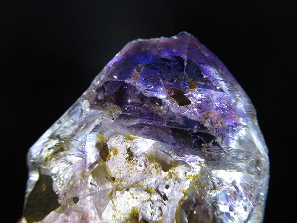 ザンビア産 アメジストエレスチャル原石