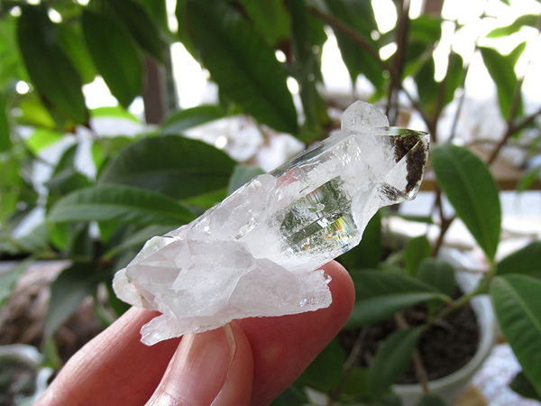 ブラジル ミナスジェライス州 ゼカ デ ソーザ 水晶 クラスター 原石
