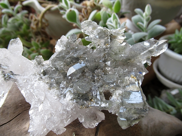 高品質 ブラジル ゼカデソーザ産 水晶 クラスター 原石 | 天然石専門店