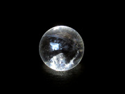 ブルーハイダウェイクォーツ丸玉　約20mm　エンジェルラダー　天然水晶　【鬮石（くじいし）　kujiishi】
