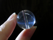 ブルースタークォーツ丸玉　約18mm　ブレスレット用　天然水晶 穴あきビーズ　【鬮石】