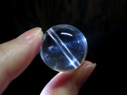 ブルースタークォーツ丸玉　約18mm　ブレスレット用　天然水晶 穴あきビーズ　【鬮石】