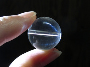 ブルースタークォーツ丸玉　約18mm　ブレスレット用　天然水晶 穴あきビーズ　【鬮石】