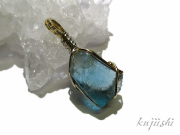 ディープブルーフローライトペンダントトップの通販/販売 |【鬮石