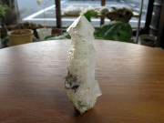 水晶 ロシア ダルネゴルスク産 130g 原石 水晶 ロシア ダルネゴルスク産 130g 原石