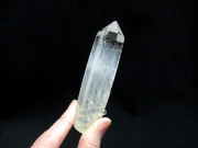 チタニウムインクォーツ（パスウェイクォーツ）原石 コロンビア産 水晶