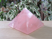 ローズクォーツ ピラミッド 紅水晶 通販 天然石専門店販売