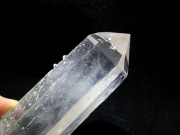 チタニウムインクォーツ（パスウェイクォーツ）原石 コロンビア産 水晶