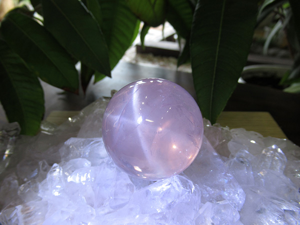 スターローズクォーツ 丸玉 ポリッシュ 紅水晶 マダガスカル産