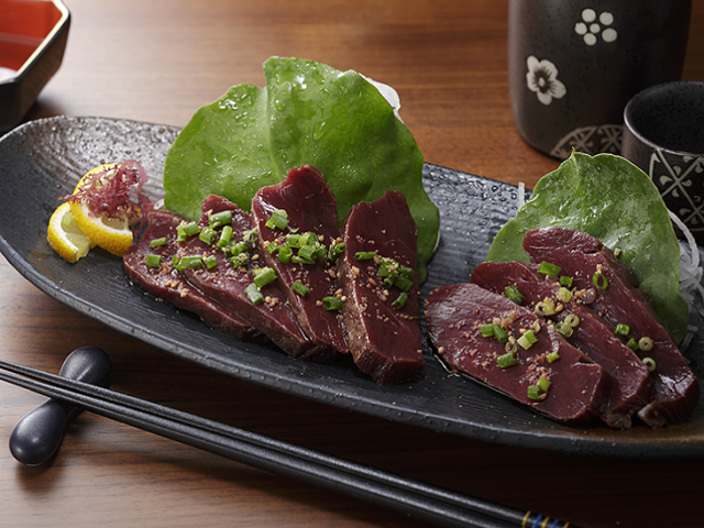 【生食用】【珍味】鯨の生ハツ（心臓）約100ｇ（3841）