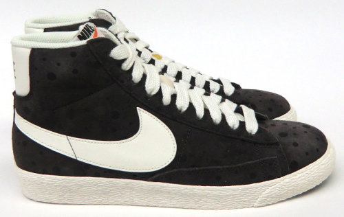 NIKE（ナイキ） ウィメンズ ブレーザー MID スエード VNTG　518171