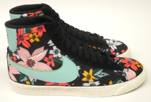 NIKE（ナイキ） ウィメンズ ブレーザー MID TXT プリント　725084