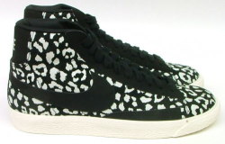NIKE（ナイキ） ウィメンズ ブレーザー MID プリント　536698