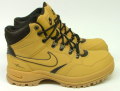 NIKE(ナイキ)　スカイ ブーツ HIGH　472631