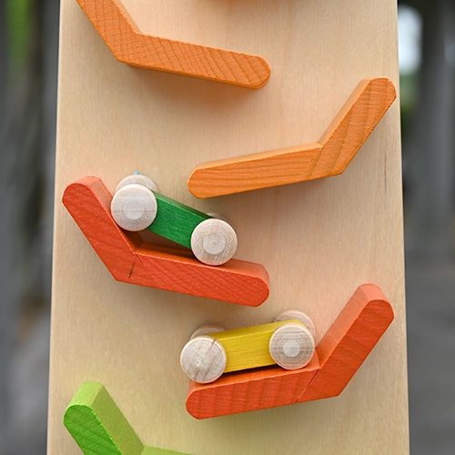 クネクネバーン・レインボー BECK｜木のおもちゃ KURABOKKO