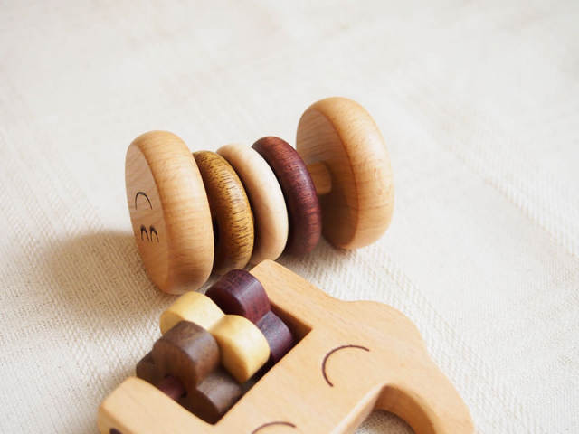 Papa rattle set / Ed Inter
