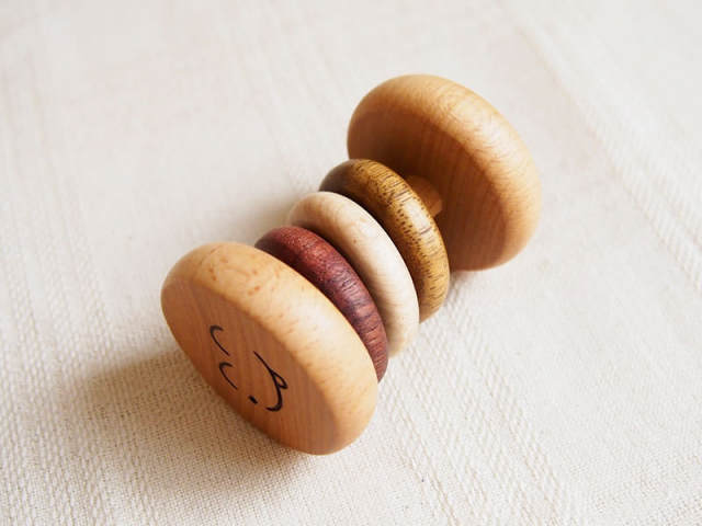 Papa rattle set / Ed Inter