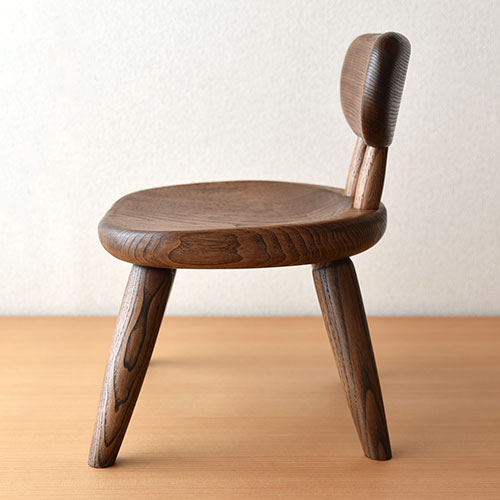 イスっこ・ブラウン 蛍木工｜木のおもちゃ KURABOKKO