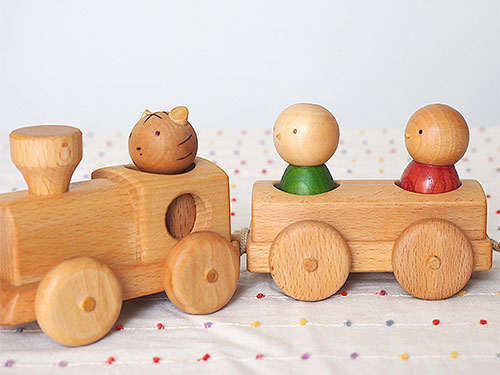 汽車のおもちゃ ニューぽっぽ3号｜木のおもちゃ KURABOKKO