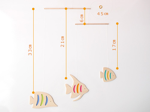 木製モビール 宙を泳ぐ魚(エンゼルフィッシュ) おとぎ屋｜木のおもちゃ