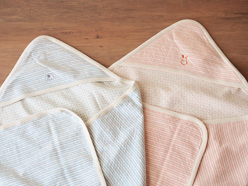 接結ボーダー＆ドット おくるみ/天衣無縫