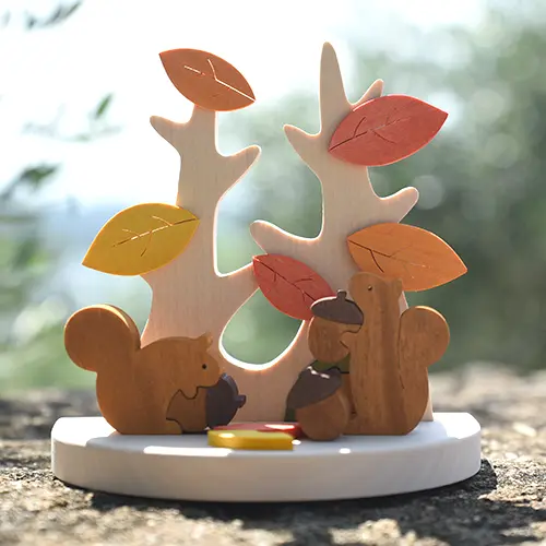 彩り歳時記 11月・どんぐり拾い