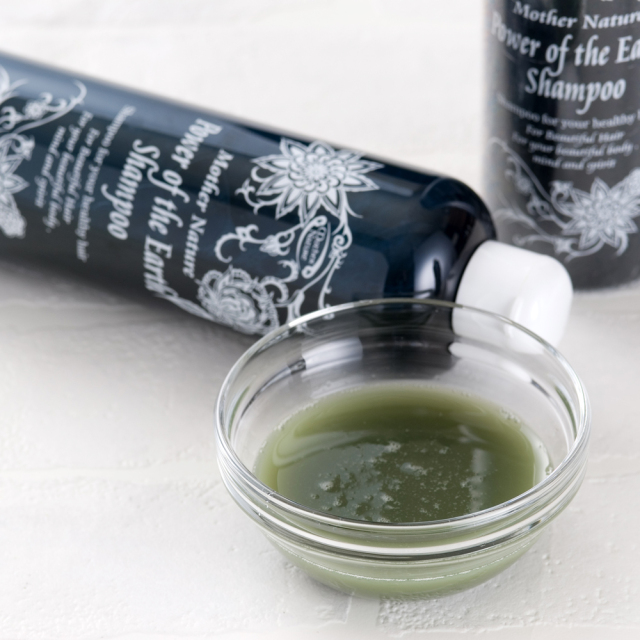 エドガー・ケイシーの頭皮と髪を健やかに保つ処方を元に作られた、植物