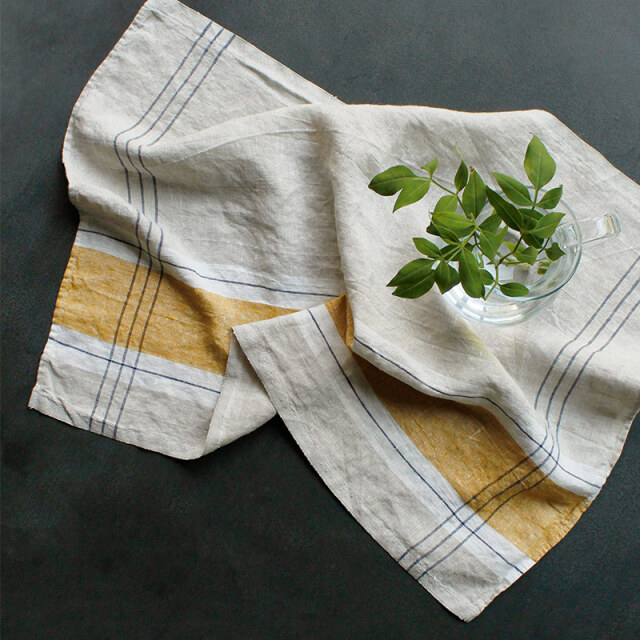 洗練されたストライプデザイン。リネン100％のお洒落なキッチンクロス