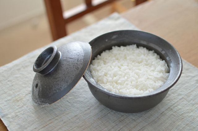 小川佳子さんの「賢い土鍋」は美しさはもちろん機能性が抜群です