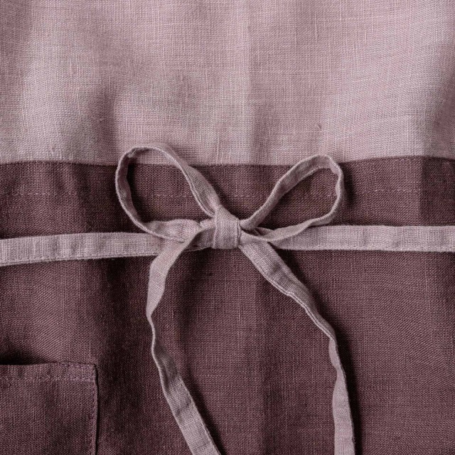 麻100％のフレンチシックでお洒落なリネンエプロンです。ギフトやお