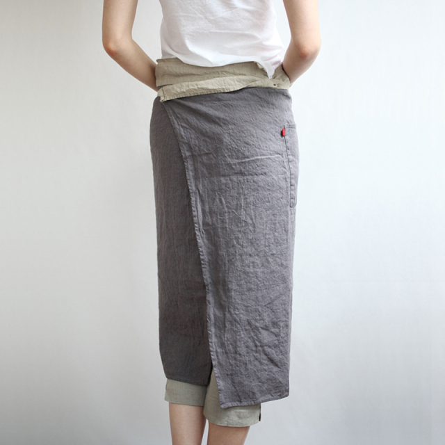 麻100％のお洒落なリネン・ソムリエエプロンです。プレゼントにも