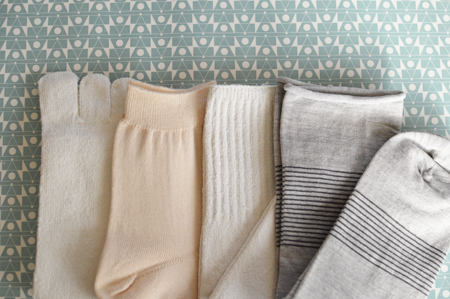 冷えとり初心者の方にオススメの冷えとり靴下セット ４枚目はお洒落なボーダーデザインです 天然生活雑貨通販くらしのたのしみ